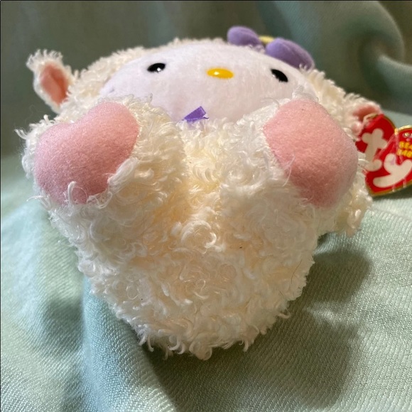 Hello Kitty Lamb Plush - Picture 11 of 13